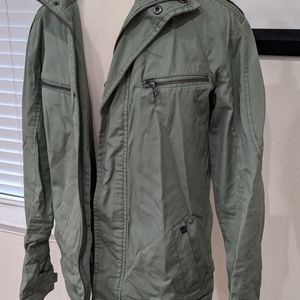 Like new Maui & Sons jacket